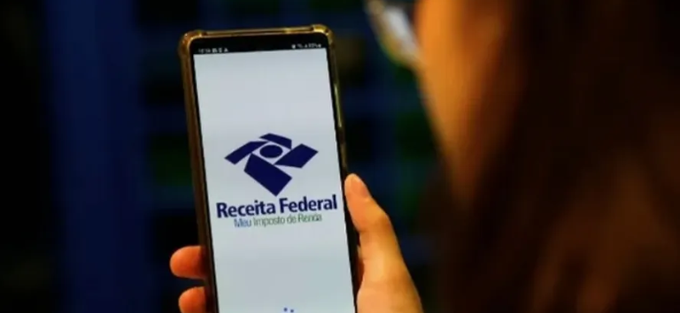 Receita paga hoje o 3º lote da restituição do IR 2025 para 7,2 milhões de contribuintes