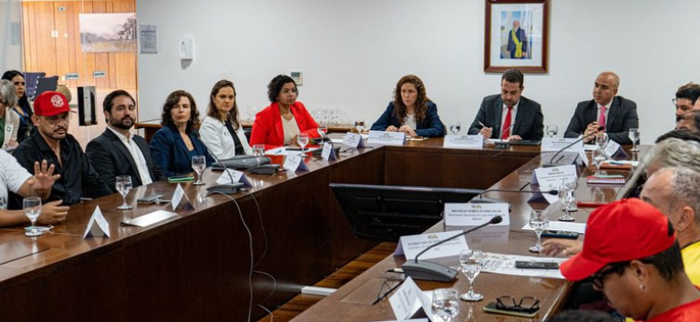 Governo cria grupo interministerial para prevenir despejos violentos em áreas urbanas