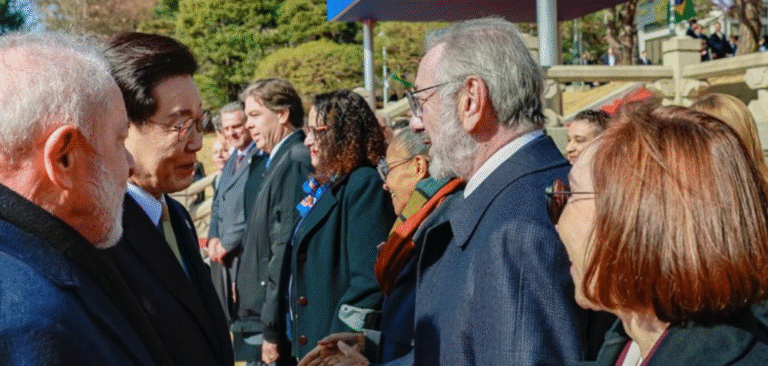 Brasil e Coreia do Sul assinam acordo para ampliar comércio e integração produtiva