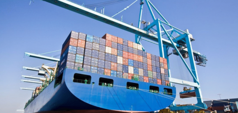 Brasil bate recorde e chega a quase 30 mil empresas exportadoras em 2025