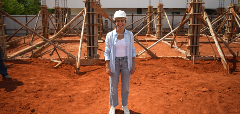 Asfalto chega à Vila Mimito após 35 anos e leva mais dignidade a moradores de Bonito (MS)