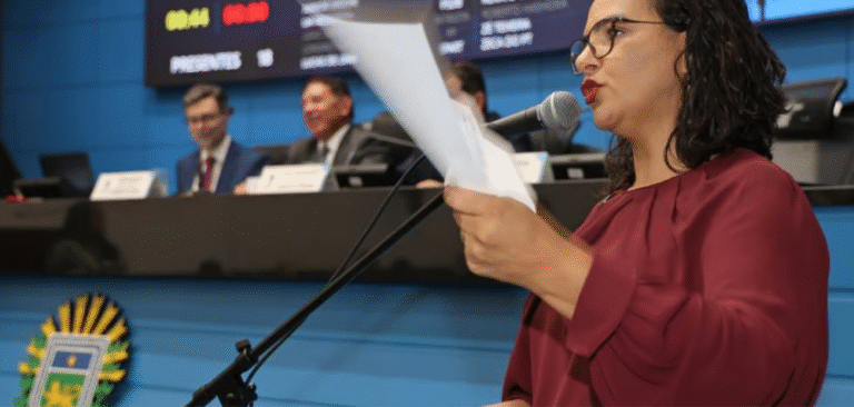 Deputada critica reajuste de 3,81% e cobra política salarial do governo de MS