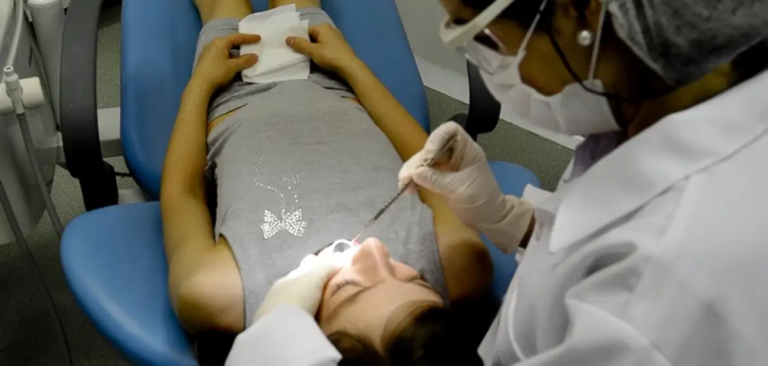 Megatriagem odontológica seleciona jovens para tratamento gratuito em 156 cidades do Brasil