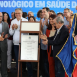 Lula inaugura novo centro tecnológico da Fiocruz e defende investimento em pesquisa no Brasil