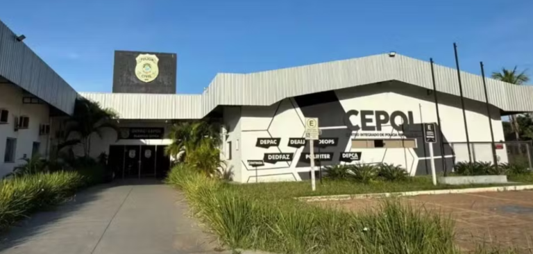 Menina de 7 anos é atingida por bala perdida dentro de casa em Campo Grande