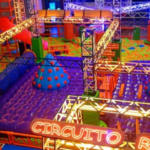 Shopping Campo Grande reúne atrações infantis, troca de figurinhas da Copa e estreias no cinema neste fim de semana