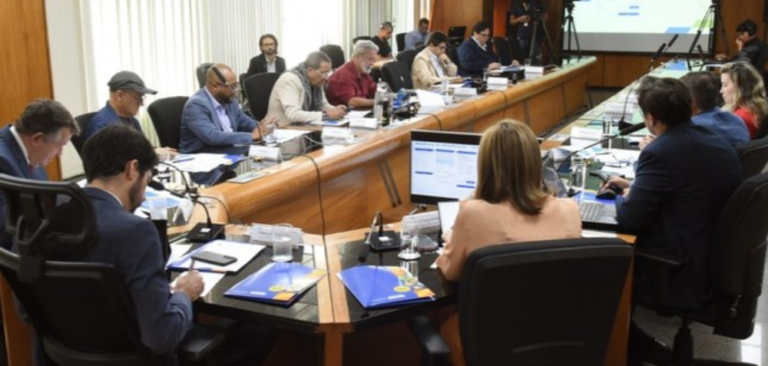 INSS bate recorde histórico e concede 890 mil benefícios em um único mês