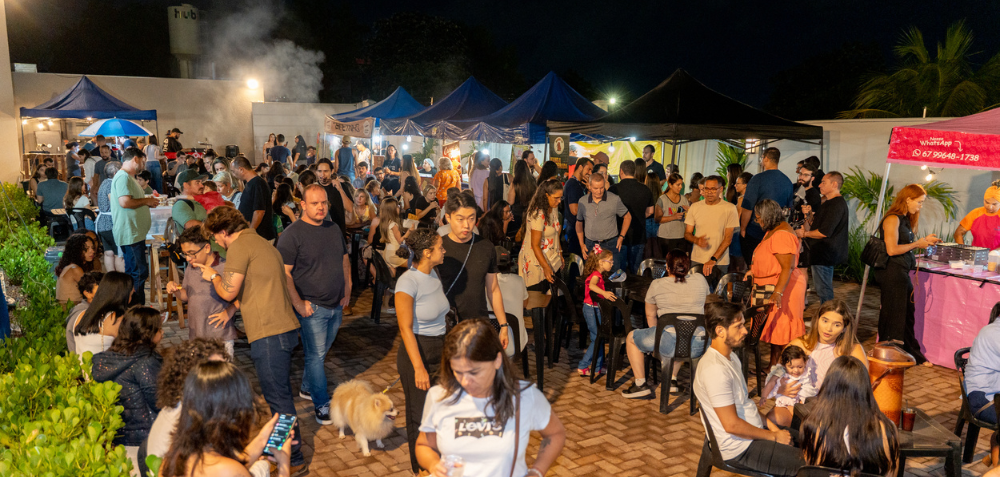 Feirinha em Campo Grande reúne gastronomia, música ao vivo e empreendedorismo local nesta quinta-feira
