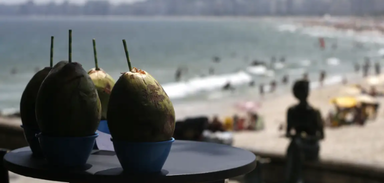 Gastos de turistas estrangeiros no Brasil chegam a R$ 25 bilhões e batem recorde histórico em 2026
