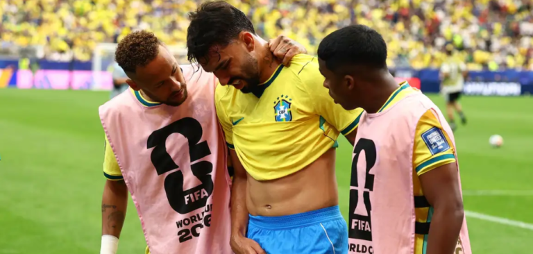 Lucas Paquetá sofre lesão na coxa e vira dúvida para as oitavas de final da Copa do Mundo