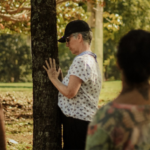 Residência artística reúne Dudude Herrmann e artistas de MS em pesquisa sobre dança e meio ambiente